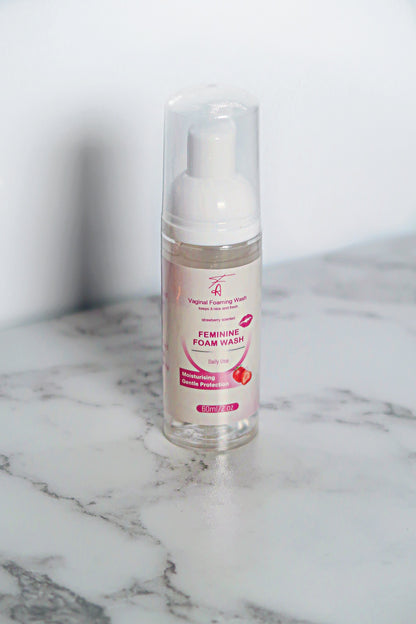 Feminine Foam Wash - Strawberry